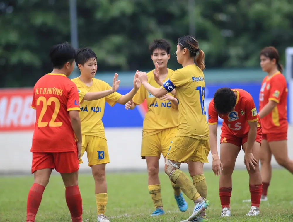 Link xem trực tiếp nữ TP.HCM I vs Hà Nội, giải nữ VĐQG 2025 lượt 5, VFF Channel live, TP.HCM I vs Hà Nội 22/9, bóng đá nữ Việt Nam