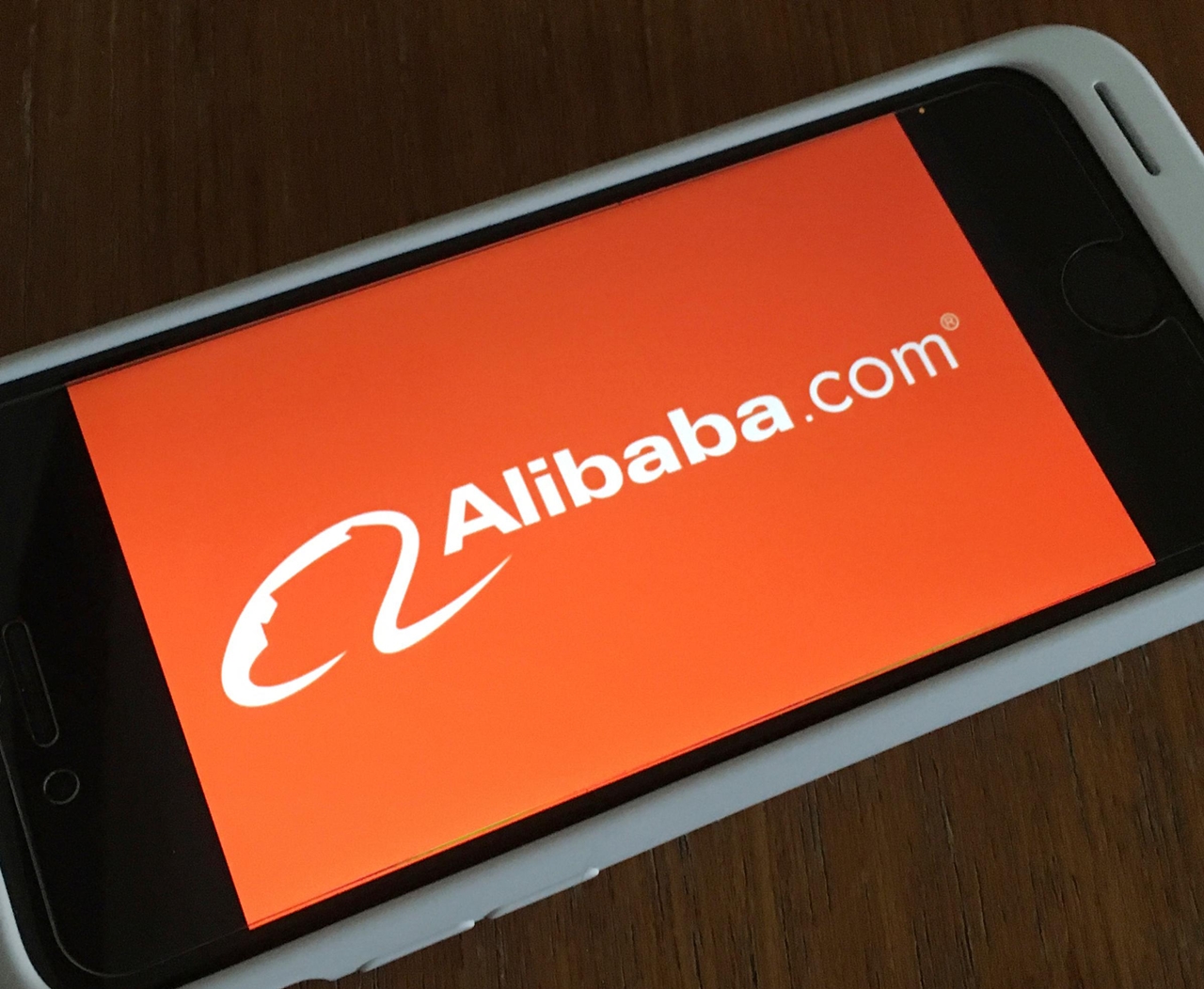 Alibaba, Cổ phiếu Alibaba, đầu tư AI, Nvidia, Qwen3-Omni, công nghệ đám mây, Big Tech, Eddie Wu, e-commerce, cổ phiếu Mỹ