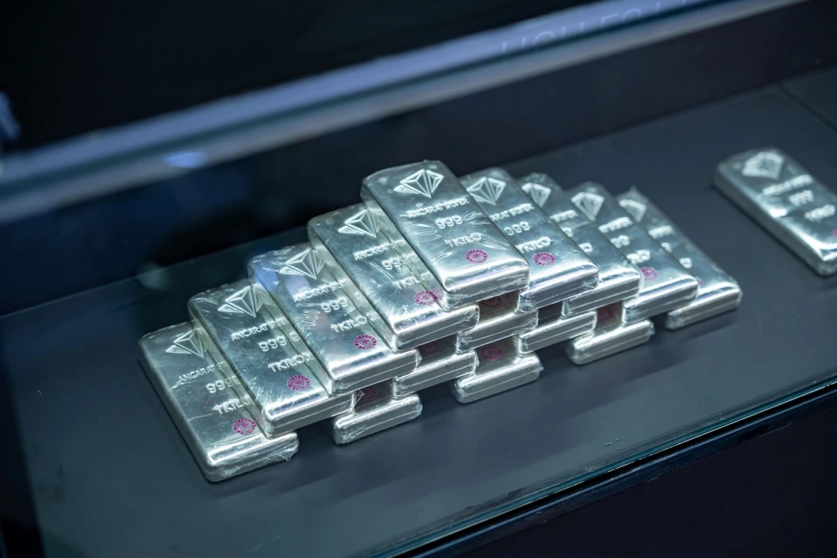 Giá bạc 6/10/2025, Giá bạc hôm nay 6/10/2025, giá bạc Ancarat, giá bạc Phú Quý, giá bạc thế giới, giá bạc 999, bạc 1kg