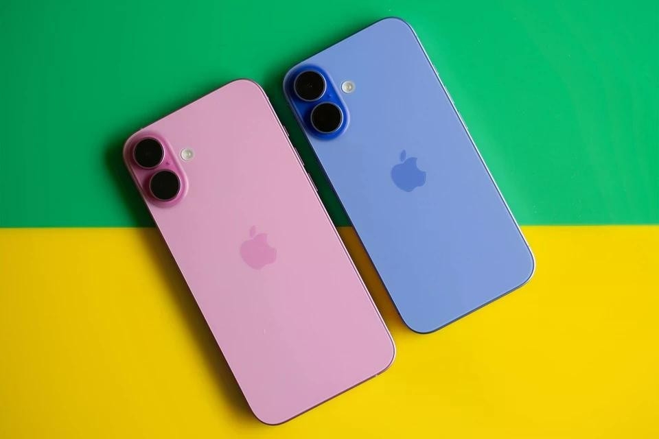giá iPhone 16 tháng 10/2025, giá iPhone 16 hôm nay 7/10/2025, giá iPhone 16 Pro Max, giá iPhone 16 Pro, giá iPhone 16 Plus, giá iPhone 16, giá iPhone 16e