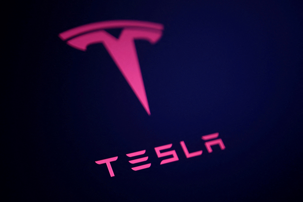 Tesla, Model Y giá rẻ, Elon Musk, xe điện, doanh số Tesla, thị phần EV, Model 3, Tesla 2025