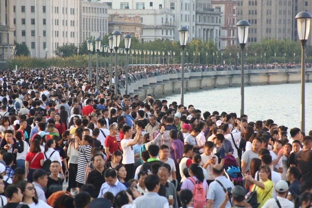 Tuần lễ Vàng, Trung Quốc, du lịch Trung Quốc, giá khách sạn, giảm phát, chi tiêu nội địa, kỳ nghỉ Quốc khánh