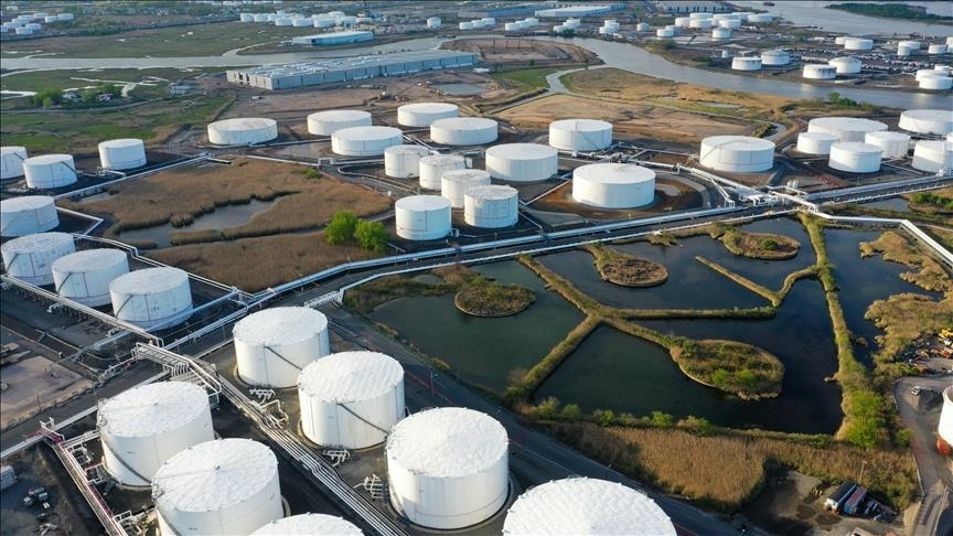 giá dầu hôm nay 12/10/2025, giá dầu Brent, giá dầu WTI, Donald Trump, thị trường dầu mỏ, OPEC+