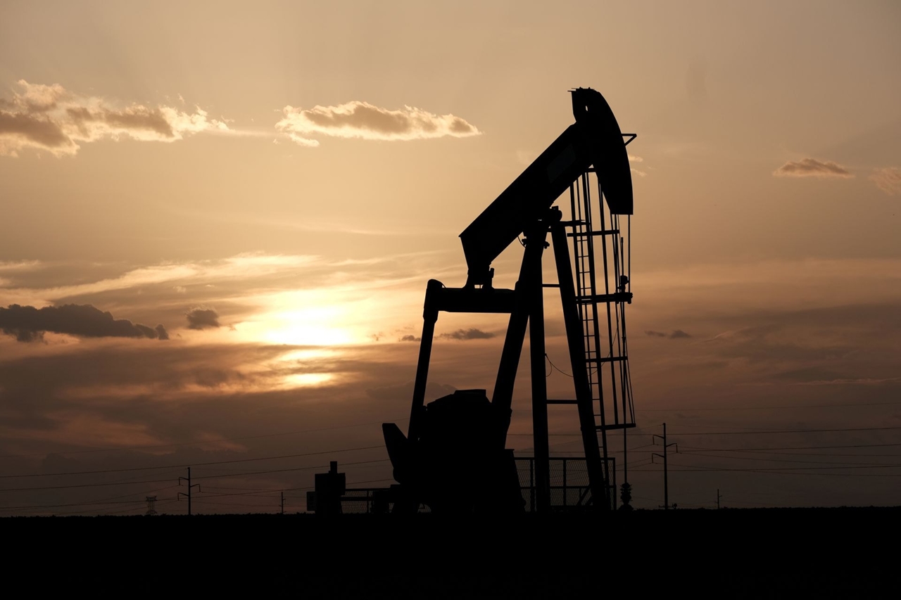 Giá dầu 21/10/2025, giá dầu hôm nay 21/10, giá dầu Brent, giá dầu WTI, giá dầu thế giới, thị trường năng lượng