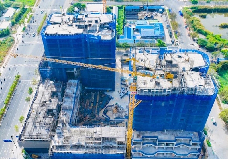 Căn hộ siêu sang, TP.HCM, bất động sản cao cấp, thị trường căn hộ, Savills, Masterise Homes, Vinhomes