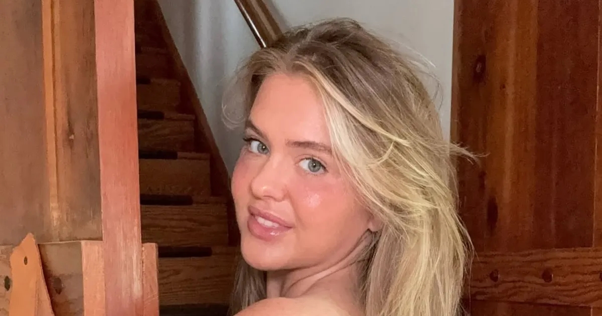 TikToker Tiffany Wisconsin, Rib Sculpt Plus, điêu khắc xương sườn, phẫu thuật thẩm mỹ, Beverly Hills, vòng eo con kiến, bác sĩ Chaudhry, Be That Beautiful