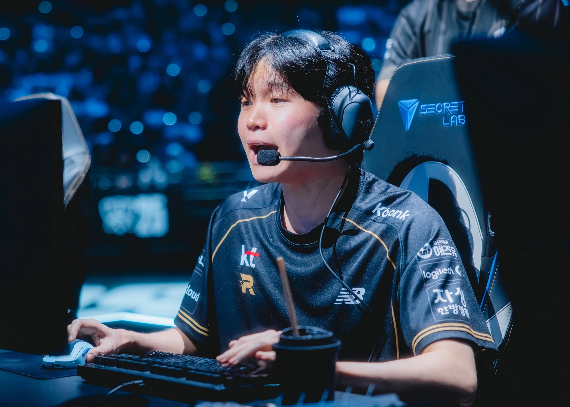 CKTG 2025, KT vs Gen.G, Liên Minh Huyền Thoại, BDD, Chovy, Faker, T1, TES, Esports, bán kết Worlds 2025