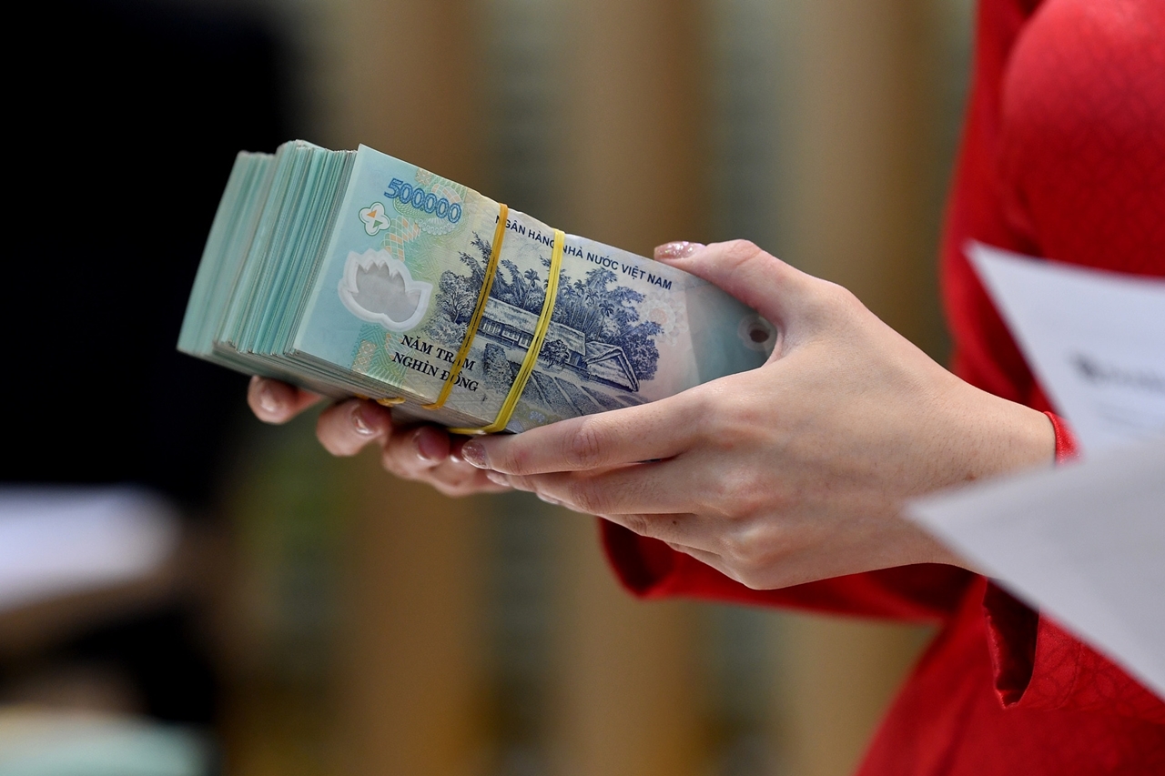 lãi suất ngân hàng hôm nay 11/11, lãi suất tiết kiệm, lãi suất huy động, ngân hàng tăng lãi suất, gửi tiết kiệm online, BVBank, VPBank, MB Bank, Sacombank, HDBank