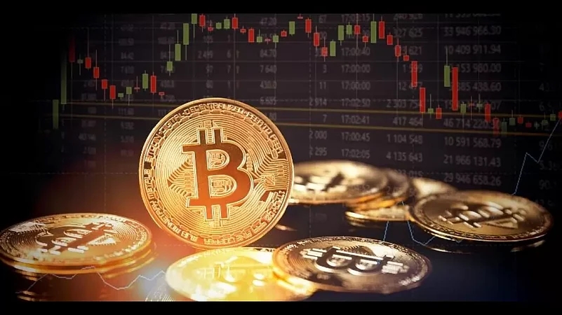 giá Bitcoin, Bitcoin giảm mạnh, thị trường crypto, Bitcoin 2025, thanh khoản Bitcoin, ETF Bitcoin, Michael Saylor, Strategy, tiền mã hóa