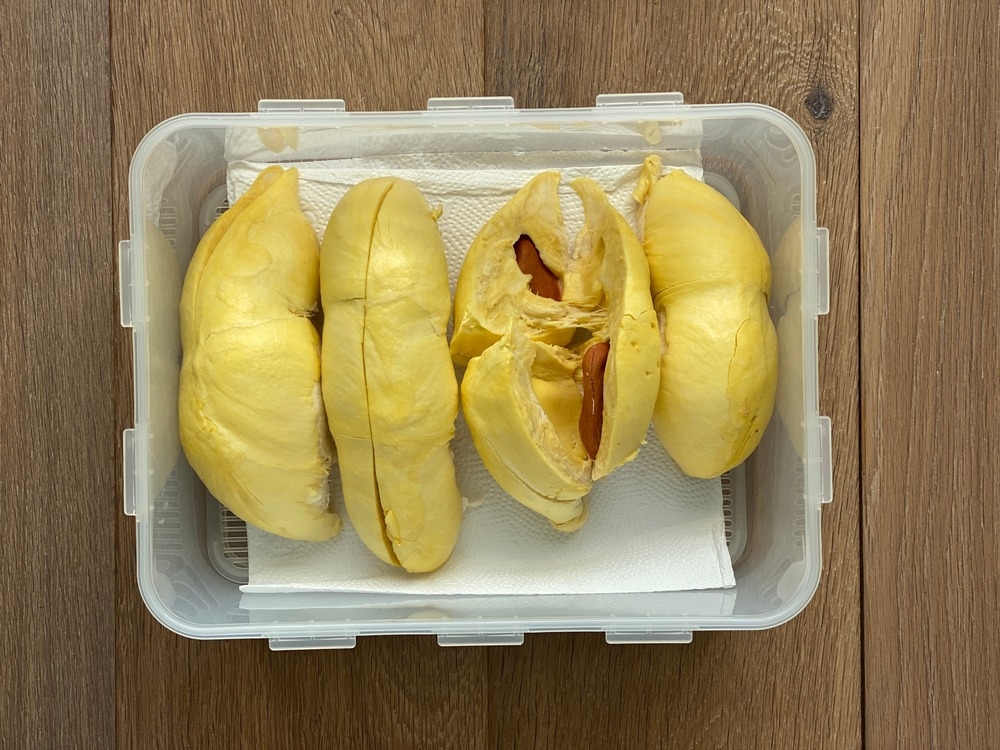 giá sầu riêng hôm nay, giá sầu riêng 15/11, giá sầu riêng RI6, giá sầu riêng Thái, thị trường sầu riêng ổn định