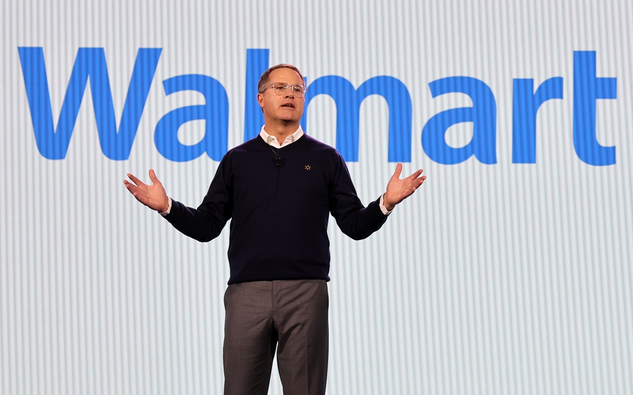 Walmart, Doug McMillon, John Furner, CEO Walmart, bán lẻ Mỹ, Walmart AI, thay CEO Walmart