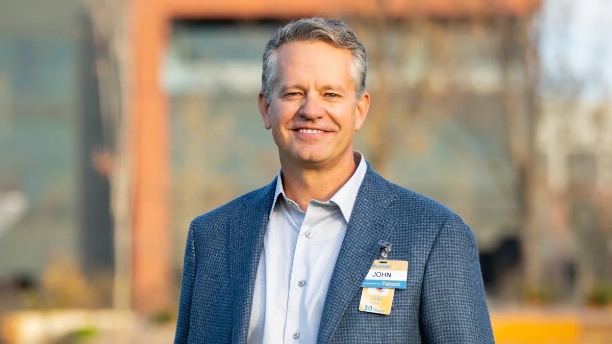 Walmart, Doug McMillon, John Furner, CEO Walmart, bán lẻ Mỹ, Walmart AI, thay CEO Walmart