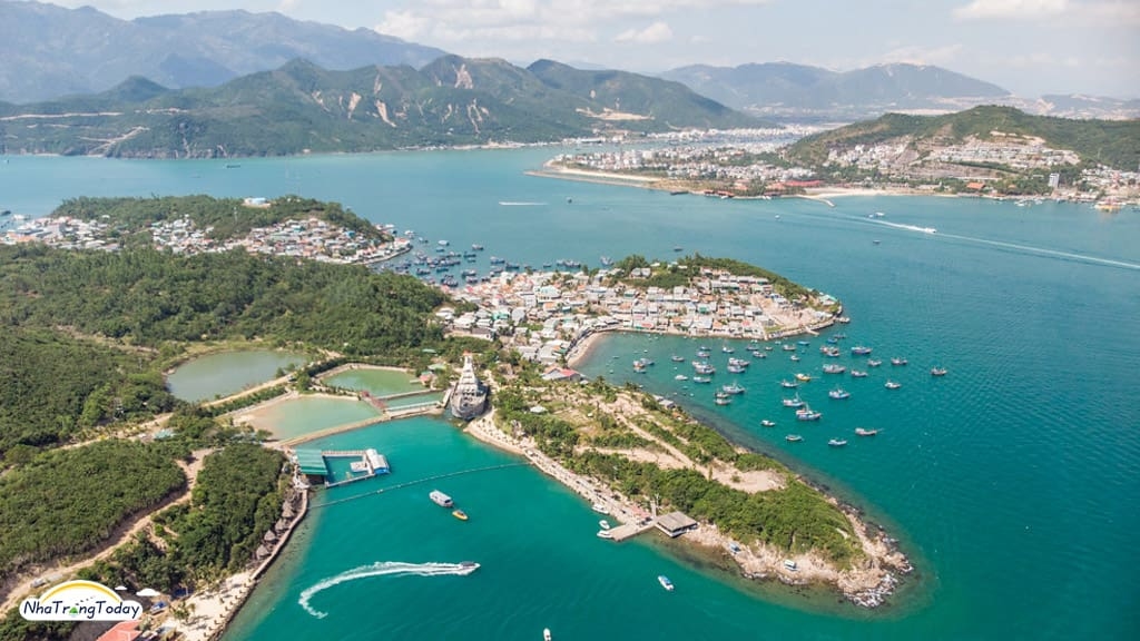 Khánh Hòa, đấu giá đất, đảo Hòn Tre, Mũi Cỏ - Bãi Rạn, Vũng Ngán, giá khởi điểm, Nha Trang