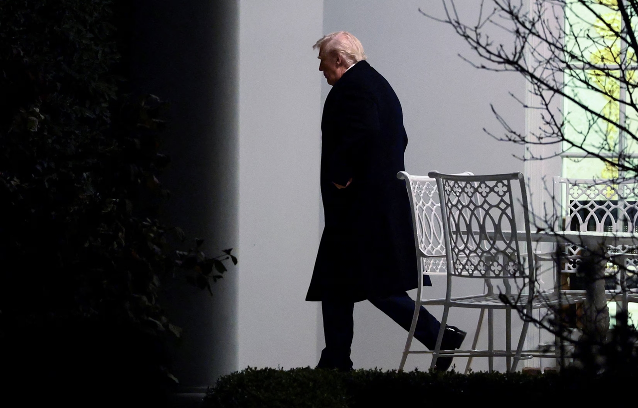 Trump chi ít nhất 82 triệu USD mua trái phiếu