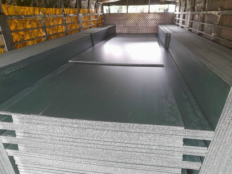 Nhựa ECO muốn thử sức trên sàn HOSE