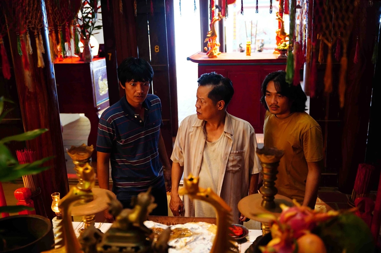 Truy Tìm Long Diên Hương, Phim Việt, doanh thu phòng vé, phim hài hành động, Dương Minh Chiến, Quang Tuấn, Ma Ran Đô