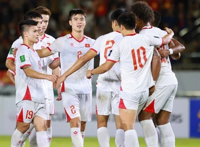 Xuân Son, Tuấn Hải, Tuyển Việt Nam, Tuyển Lào, vòng loại Asian Cup, bàn thắng Xuân Son, bóng đá Việt Nam