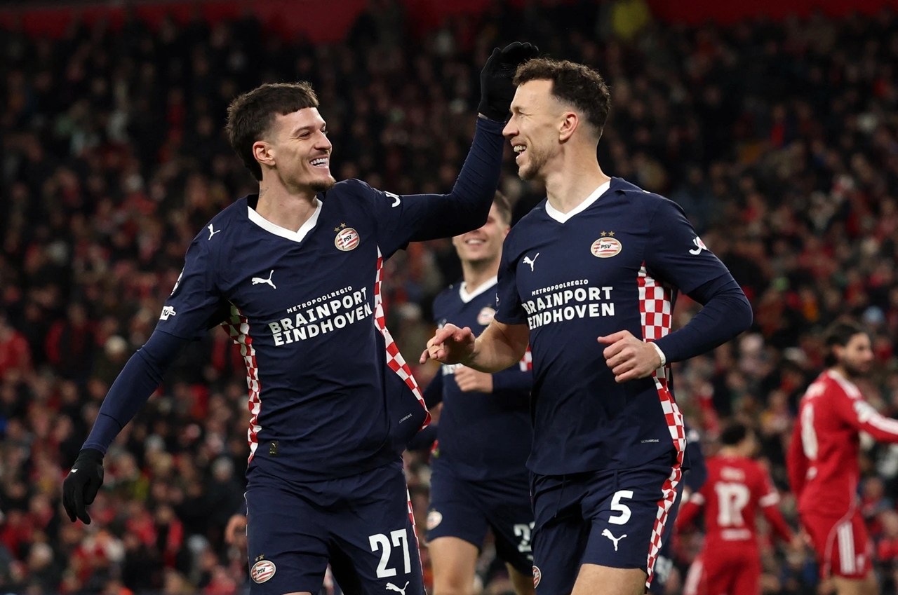 Liverpool, PSV, Champions League, Anfield, thất bại 1-4