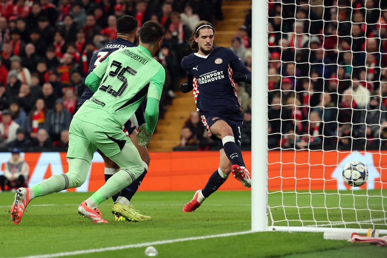 Liverpool, PSV, Champions League, Anfield, thất bại 1-4