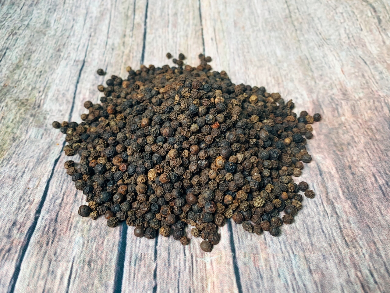 giá tiêu hôm nay, giá tiêu 28/11, giá tiêu tăng mạnh, giá tiêu Đắk Lắk, giá tiêu Đắk Nông, giá tiêu Bà Rịa – Vũng Tàu, giá tiêu Bình Phước, giá tiêu thế giới