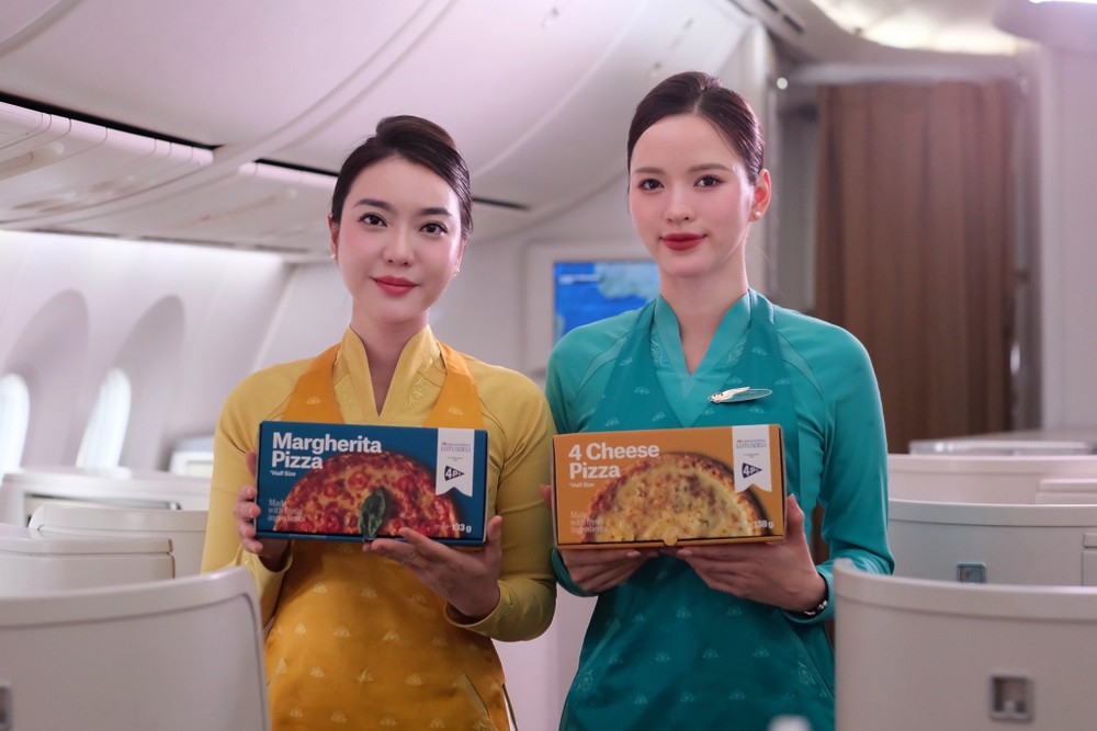 Vietnam Airlines bán pizza 4P’s
