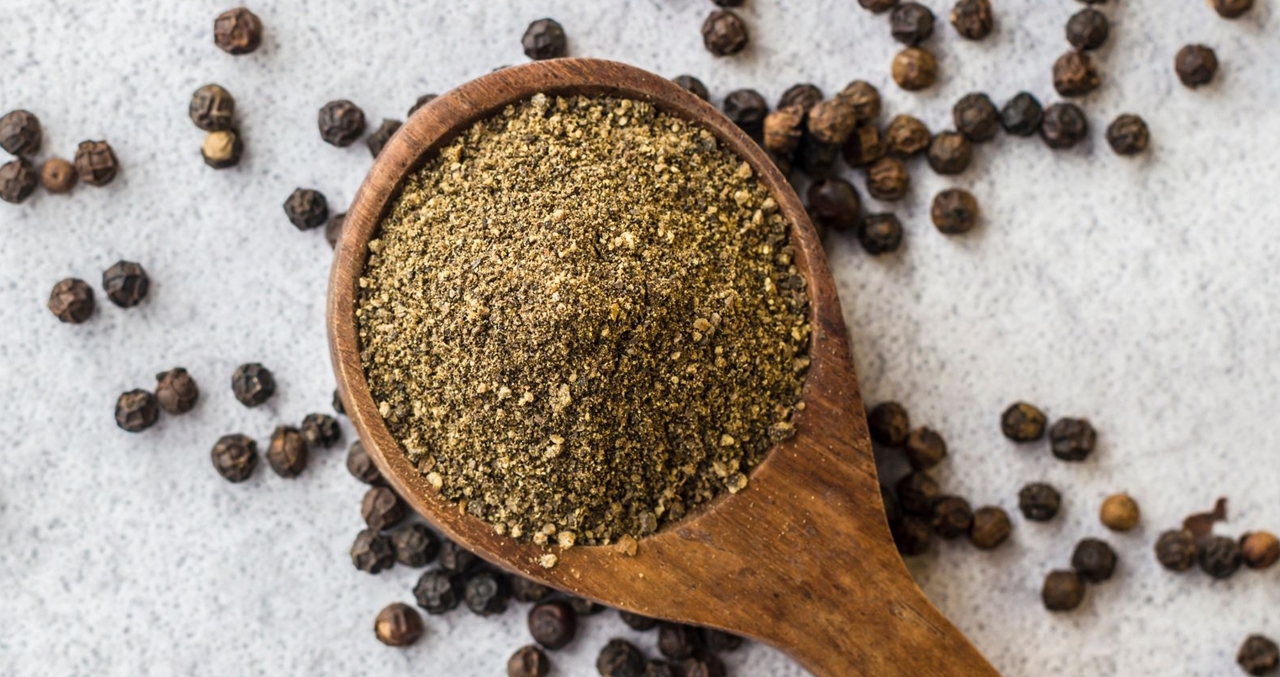 giá tiêu hôm nay, giá tiêu 1/12, giá tiêu trong nước, giá tiêu xuất khẩu, thị trường hồ tiêu, giá tiêu Việt Nam, xuất khẩu hồ tiêu