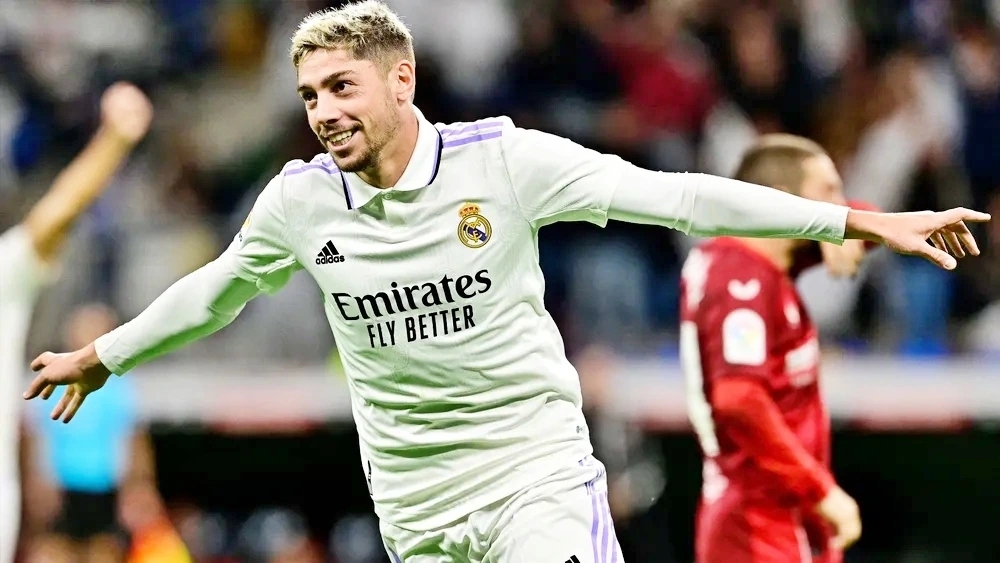 Real Madrid ra giá Federico Valverden 100 triệu euro