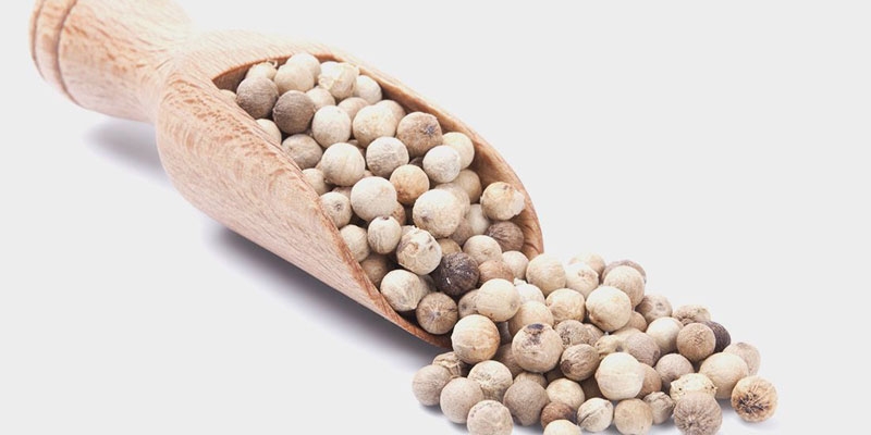 Giá tiêu 4/12/2025: Nhiều nơi rớt dưới 150.000 đồng/kg