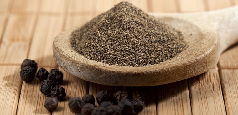 Giá tiêu 5/12/2025, giá tiêu giảm, thị trường hồ tiêu, VIPO 2026, giá tiêu Tây Nguyên, giá tiêu Đông Nam Bộ