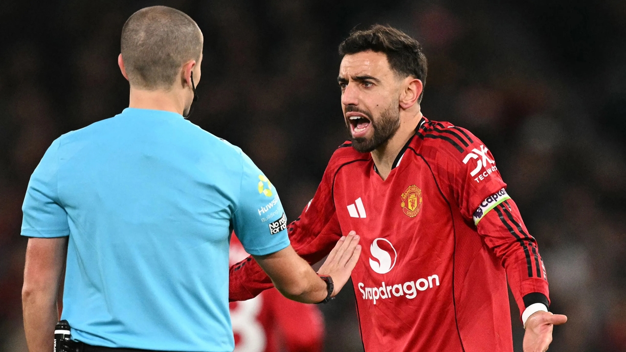 MU vs West Ham, kết quả MU, Fernandes sút hỏng, Premier League 2025/26, West Ham gỡ hòa