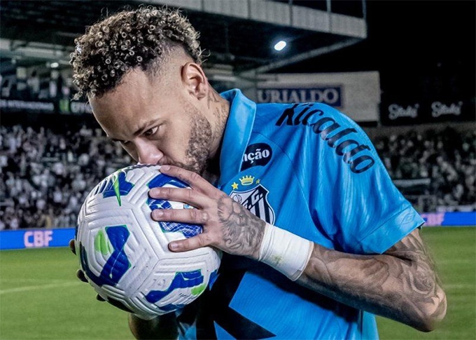 Neymar thổi bùng cơn sốt tại Serie A