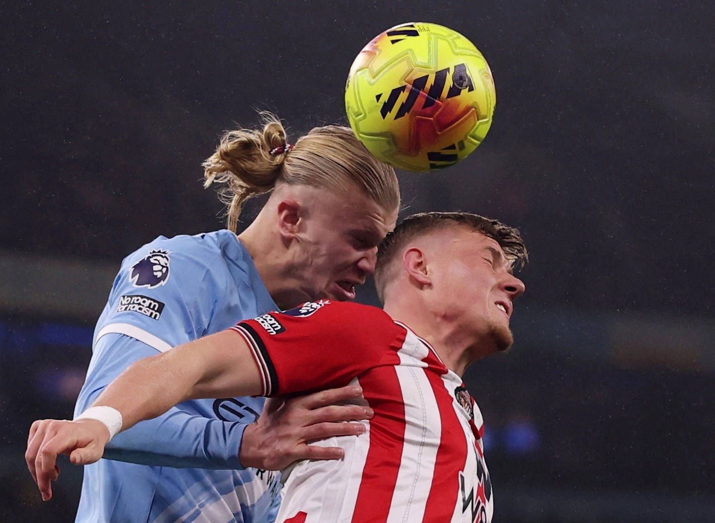 Ngoại hạng Anh, giá xem Ngoại hạng Anh, FPT Play, bản quyền bóng đá, K Plus, FPT Telecom