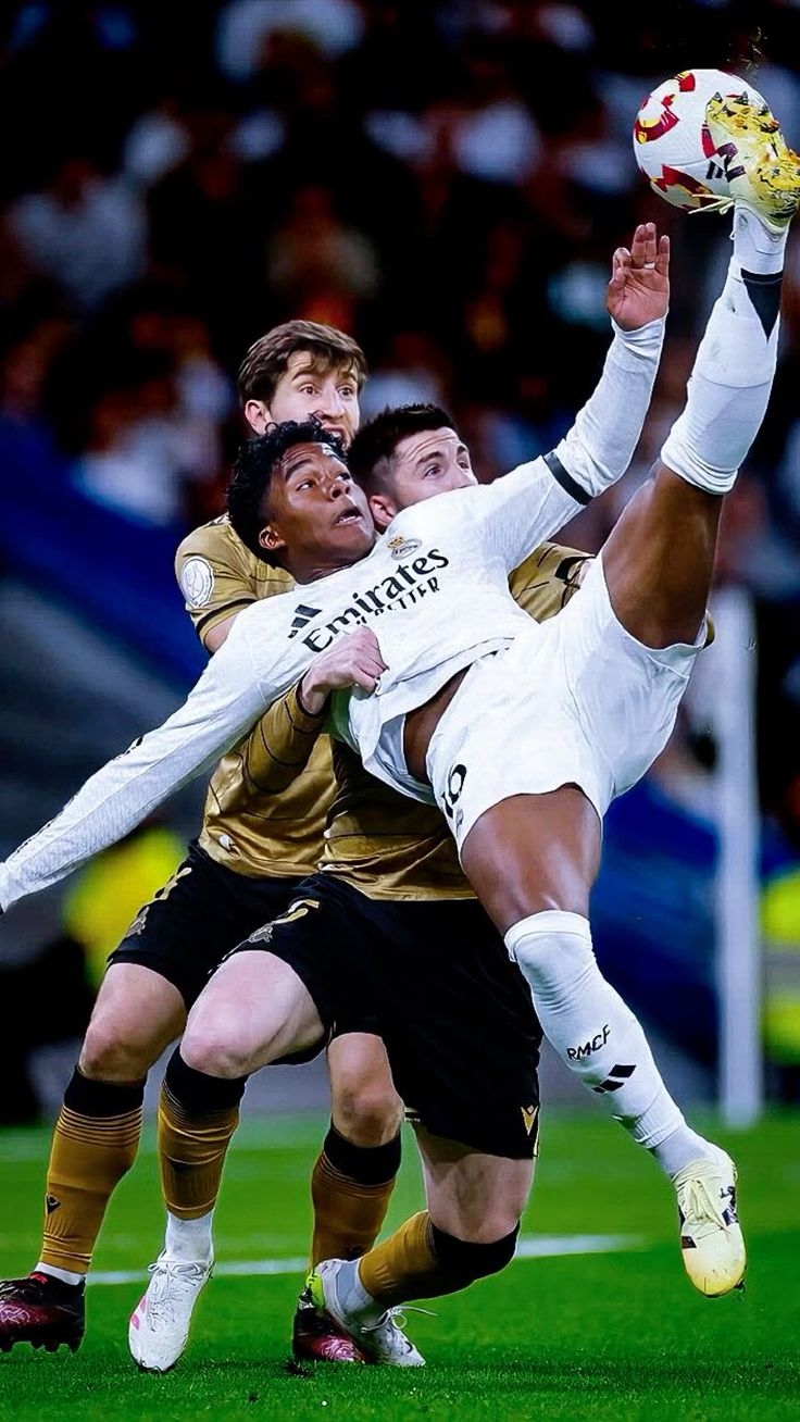 Endrick và hành trình lớn lên giữa ánh đèn Bernabéu