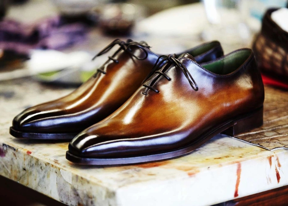 Những thương hiệu giày da nam có thể yên tâm mua online