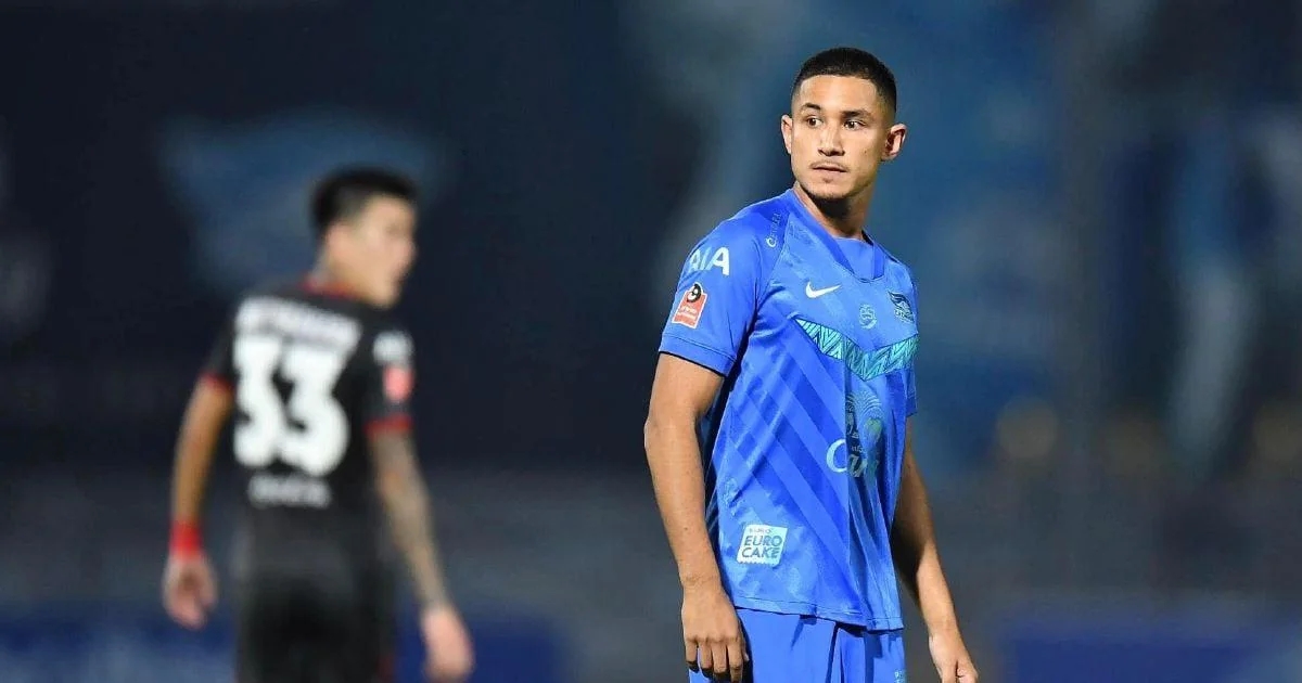 Cầu thủ giàu nhất thế giới không phải là Ronaldo mà là hoàng tử Brunei