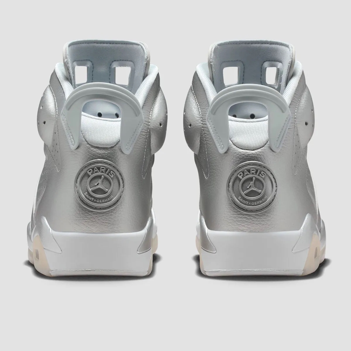 Air Jordan 6 khoác diện mạo Parisian sang trọng