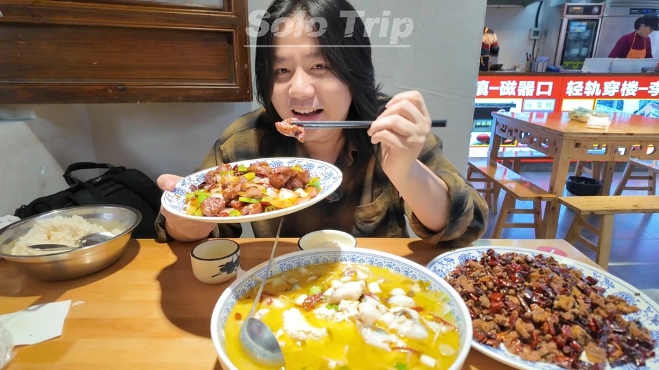 Kênh YouTube Khoa Pug sắp đổi thành Solo Trip 1 Kênh YouTube Khoa Pug sắp đổi thành Solo Trip