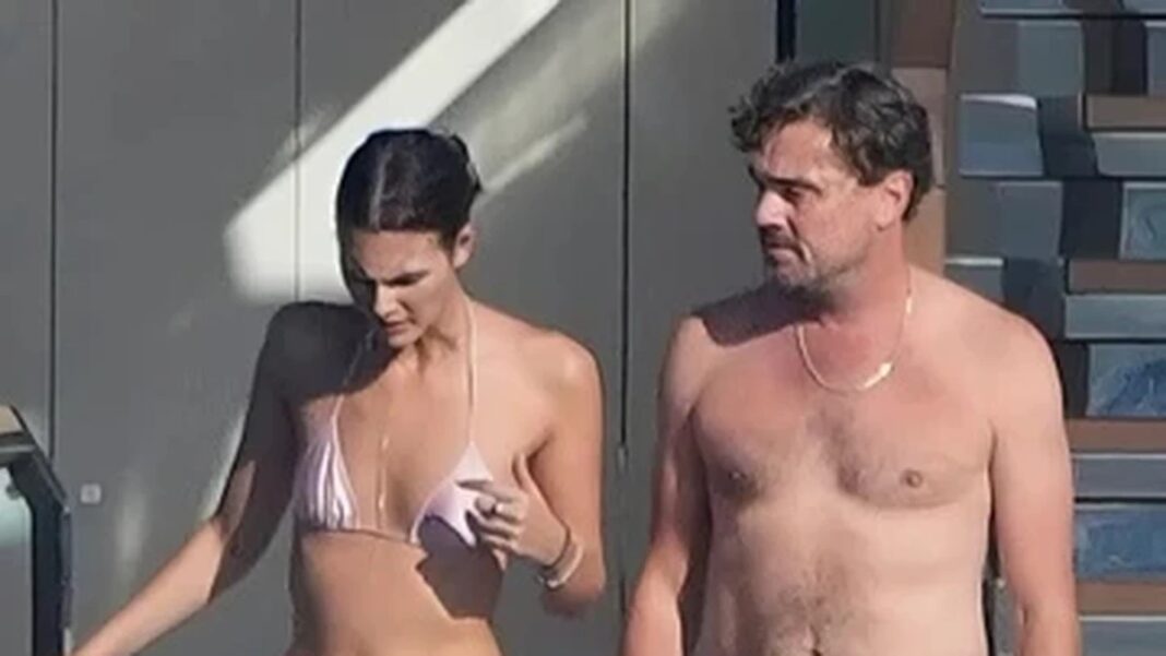 Leonardo DiCaprio quấn lấy bạn gái kém 24 tuổi