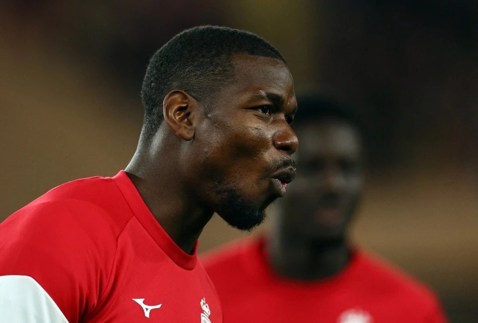 Pogba chạy đua từng phút