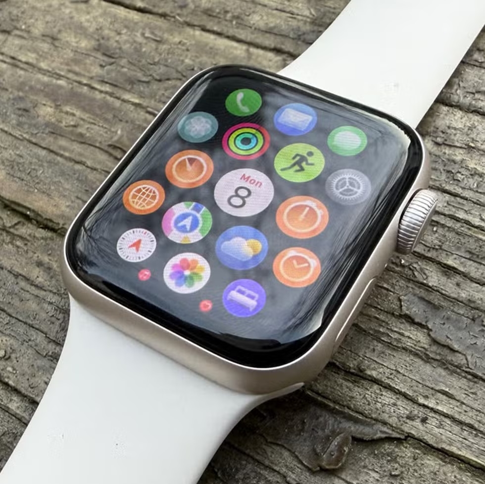 Đánh giá Apple Watch SE 3: Lựa chọn thực dụng cho đàn ông trưởng thành