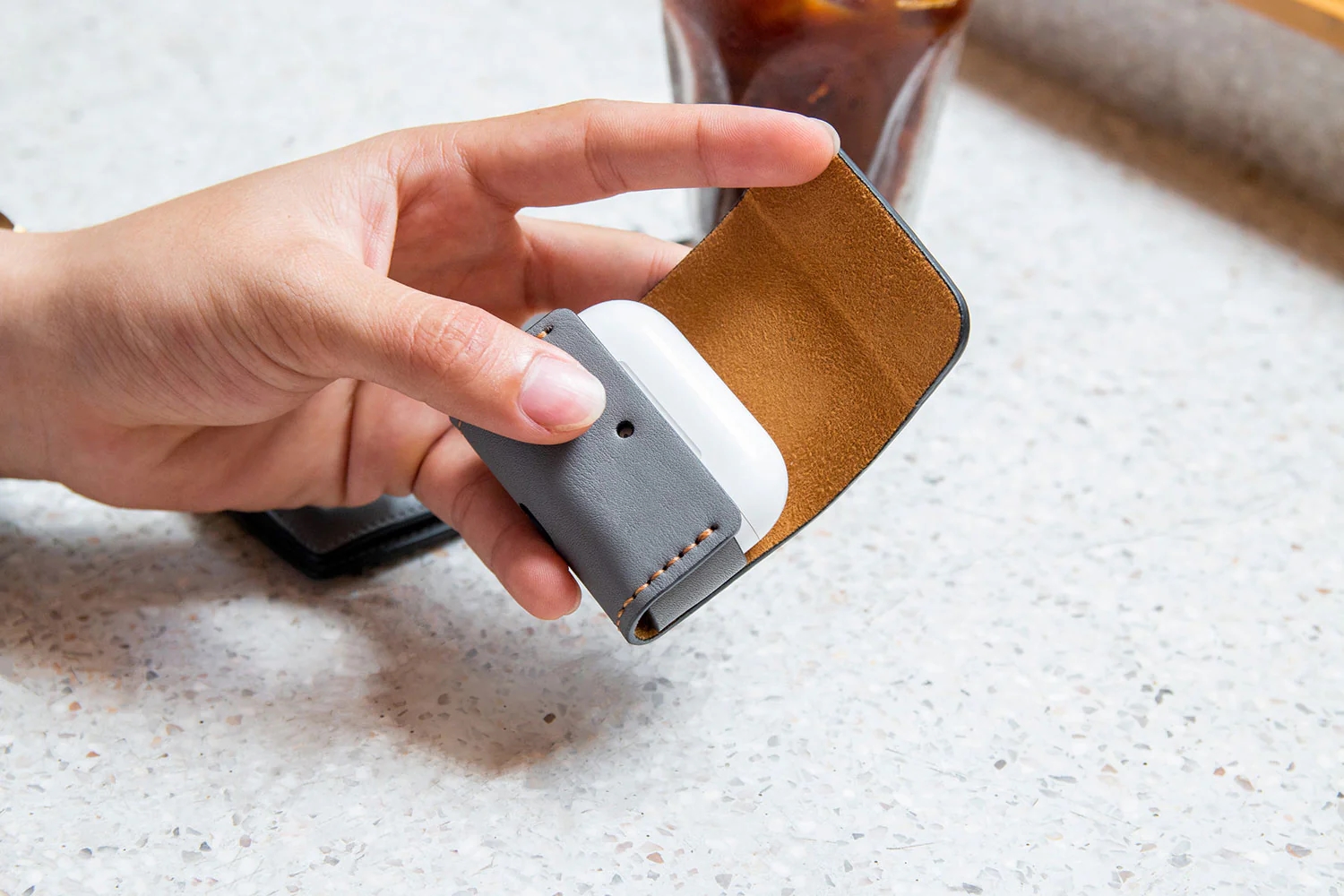 Review bao da AirPods Pro Lethnic