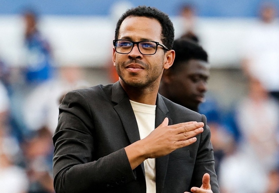 Liam Rosenior ư Chelsea?