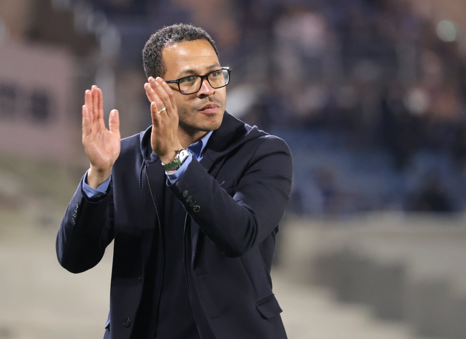 Liam Rosenior ư Chelsea?