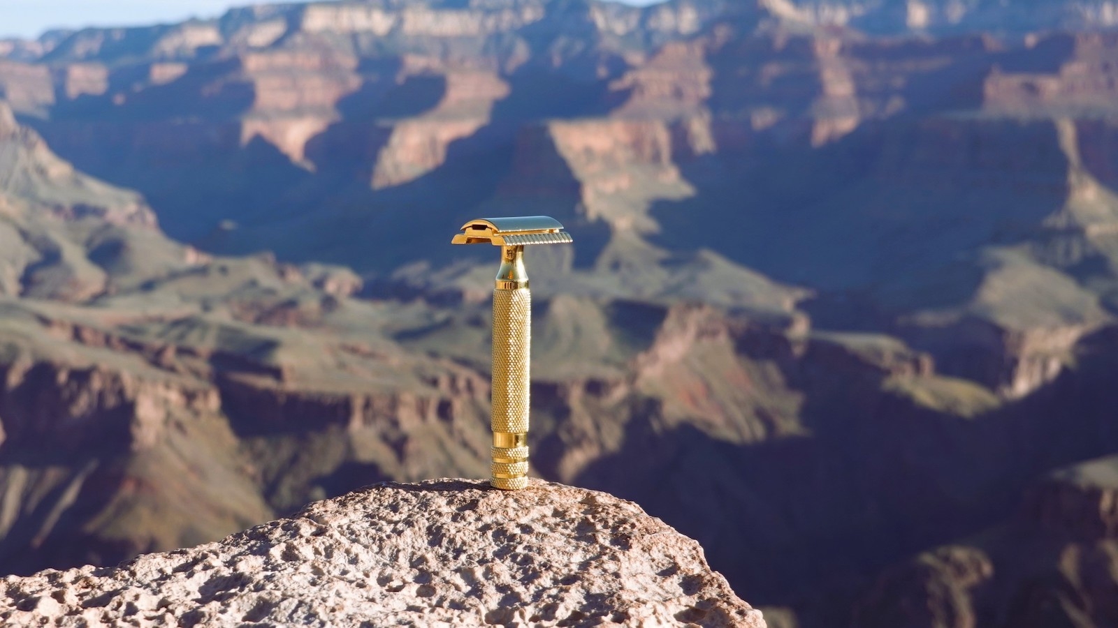 Gold Safety Razor: Chiếc dao cạo vàng dành cho quý ông 1 Gold Safety Razor: Chiếc dao cạo vàng dành cho quý ông