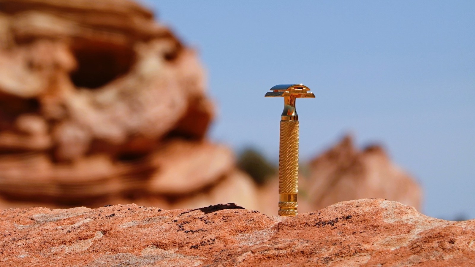 Gold Safety Razor: Chiếc dao cạo vàng dành cho quý ông 2 Gold Safety Razor: Chiếc dao cạo vàng dành cho quý ông