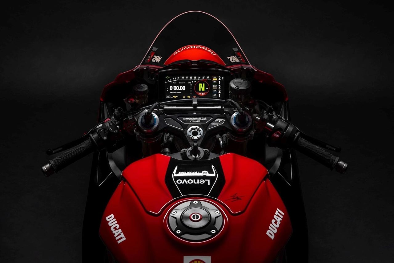 Chiếc Ducati Panigale V4 S dành riêng cho nhà vô địch 4 Chiếc Ducati Panigale V4 S dành riêng cho nhà vô địch