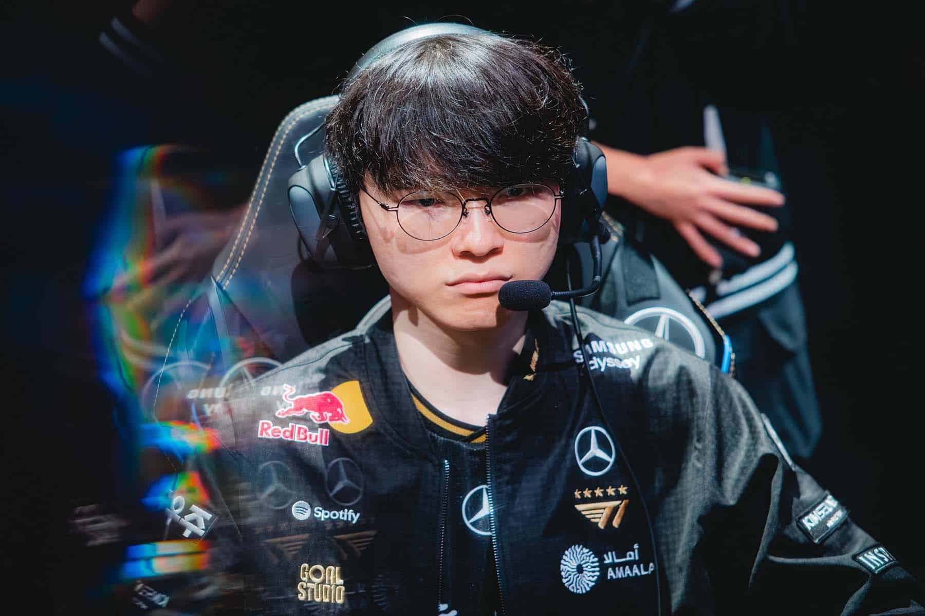 Faker và khoảnh khắc vượt ra khỏi eSports
