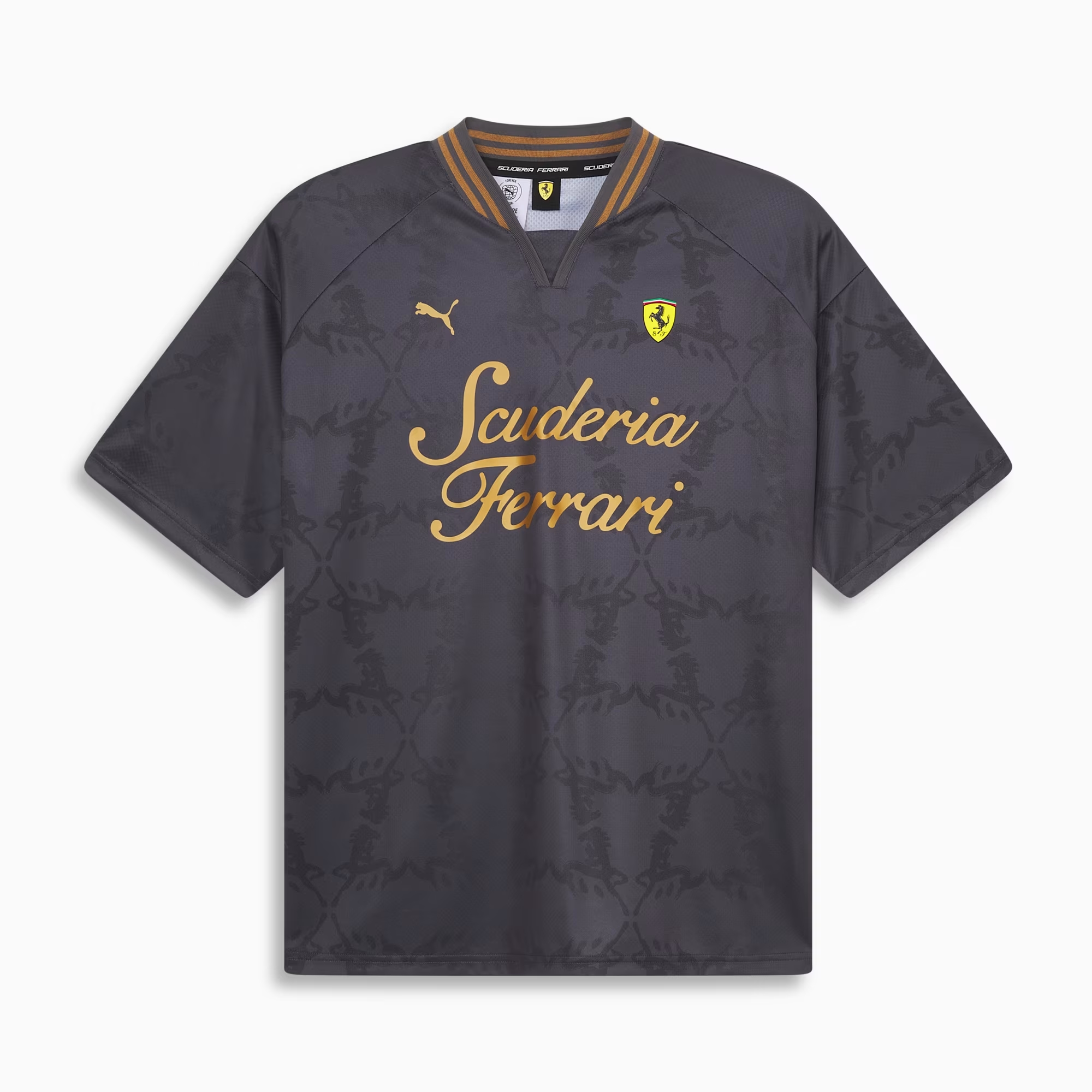 Ferrari x Year of the Horse: Chiếc áo jersey khí chất Á Đông