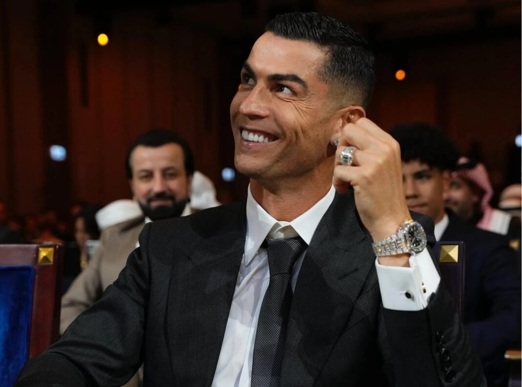 Đồng hồ cả triệu USD trên tay Ronaldo