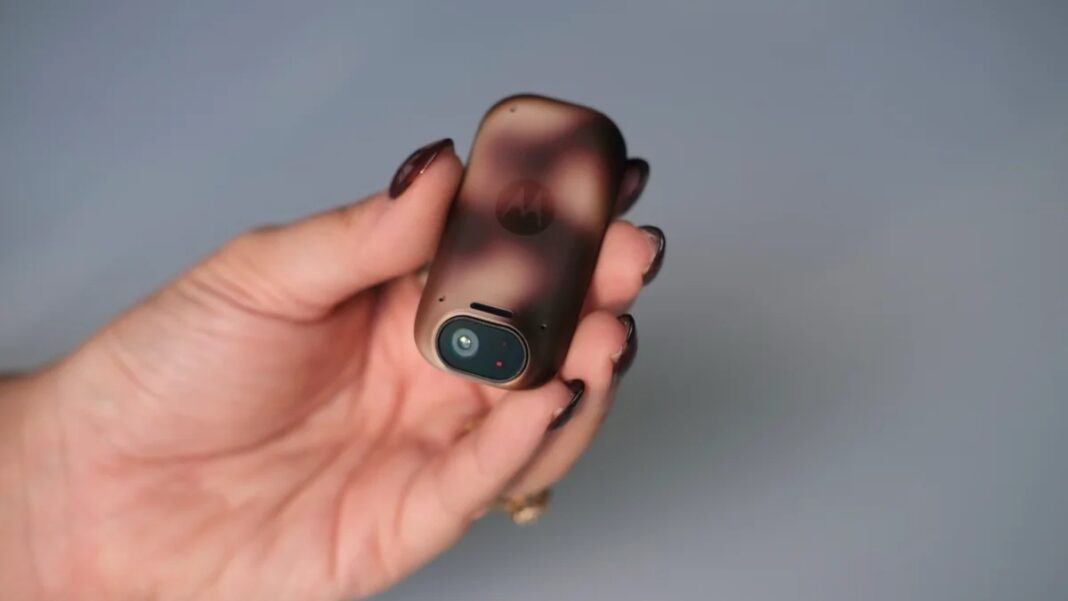 Motorola Qira: Canh bạc mới của Motorola